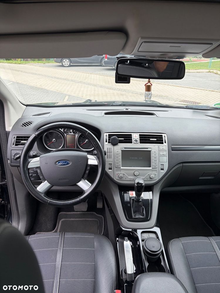 Ford Kuga 2.0 TDCi 4x4 Titanium - 13