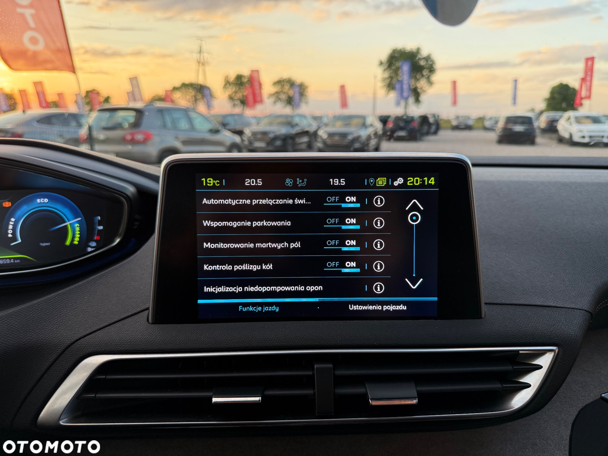 Peugeot 3008 Plug-In Hybrid4 300 e-EAT8 GT - 23