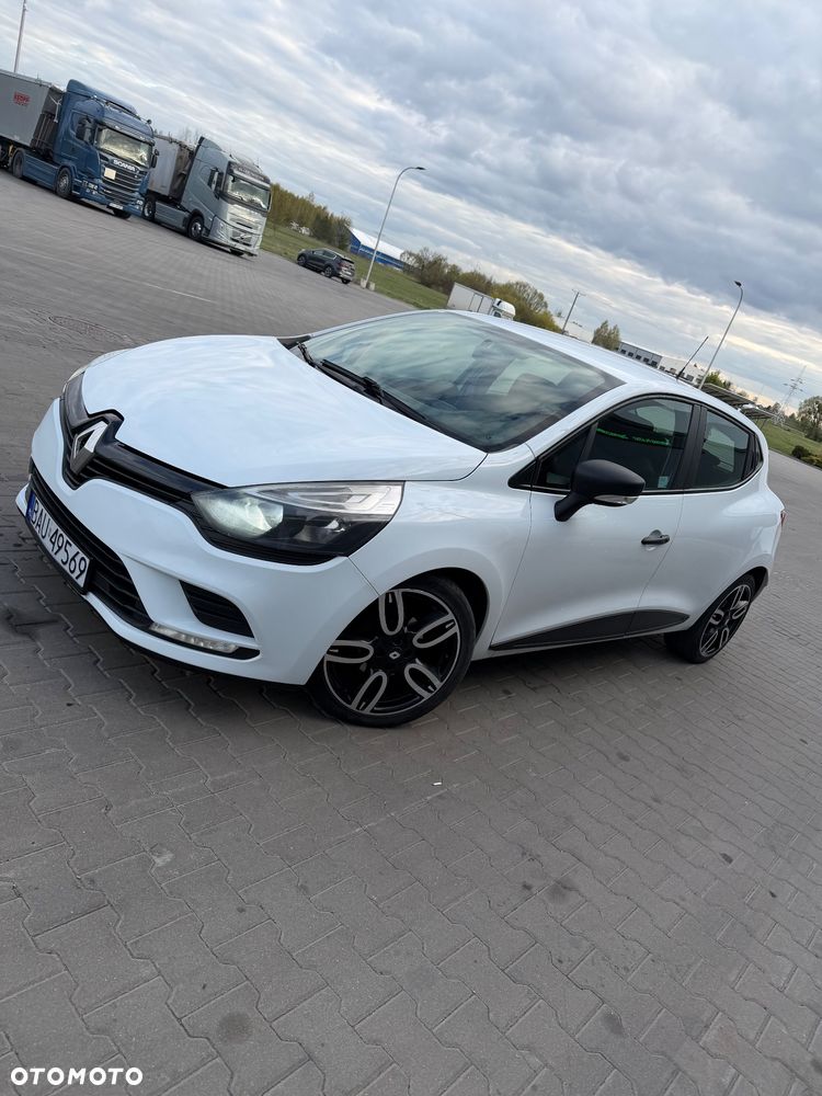 Renault Clio 1.5 dCi Alize - 4