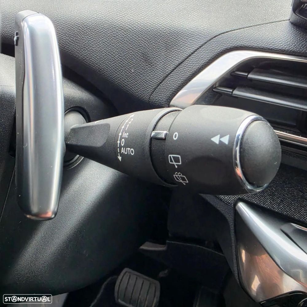 Peugeot 3008 1.6 Hybrid Allure Pack e-EAT8 - 15
