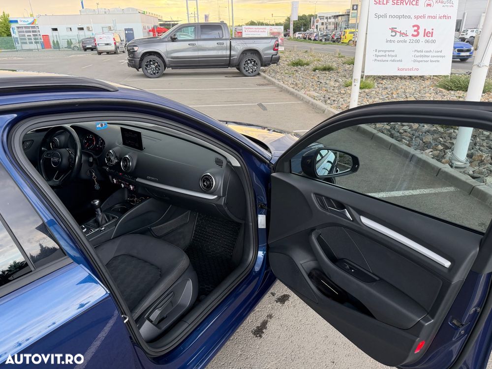 Audi A3 2.0 TDI (clean diesel) quattro Attraction - 28