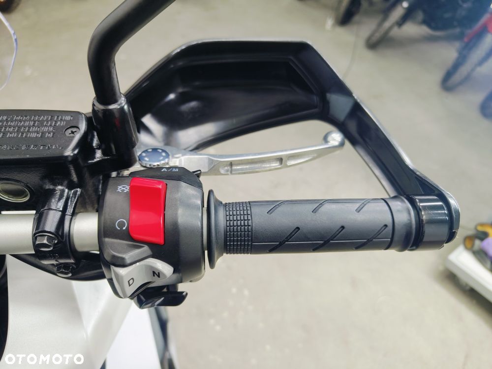 Honda X-ADV - 16