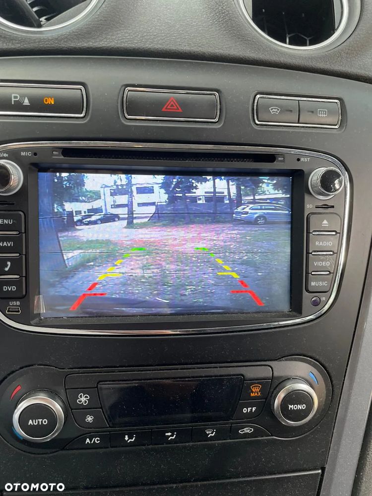 Ford Mondeo 2.0 TDCi Ambiente - 5