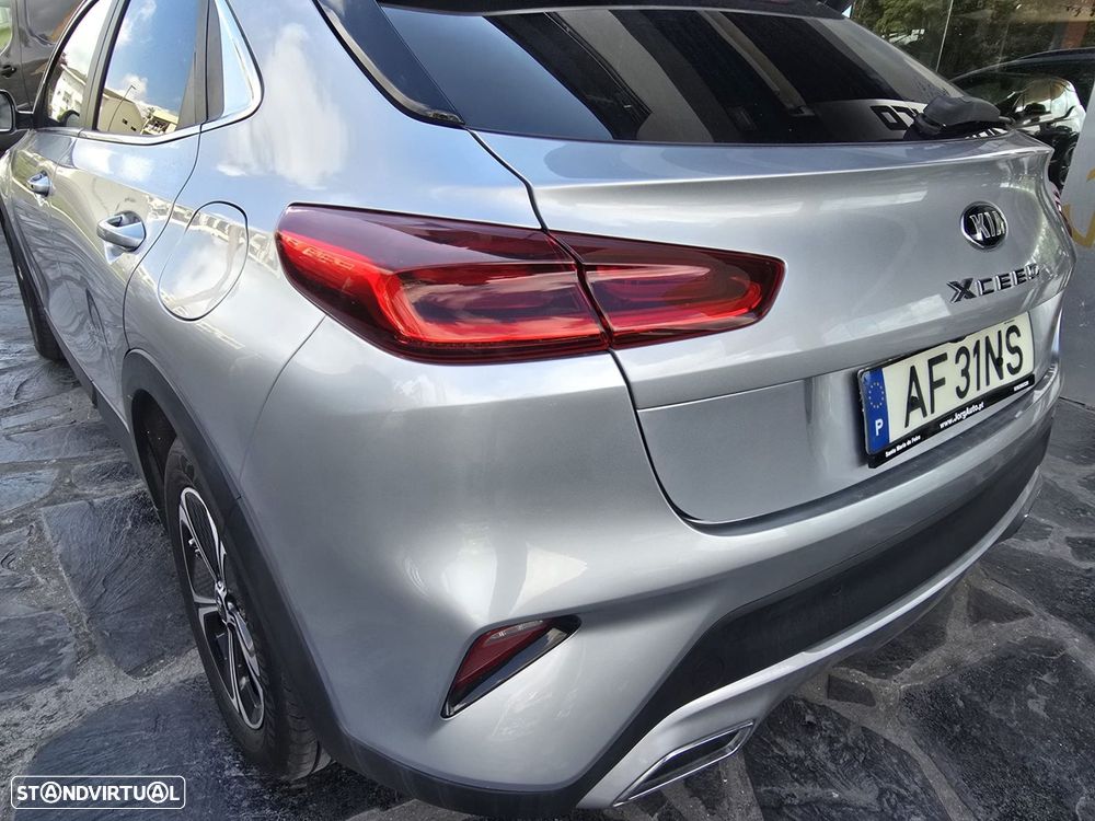 Kia XCeed - 8