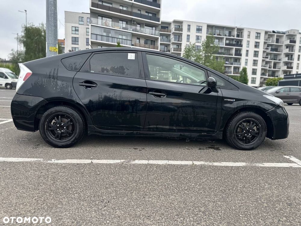 Toyota Prius 1.8 HSD Premium - 2