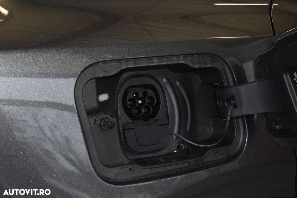 Ford Explorer RWD 77 kWh Extended Range Select - 13