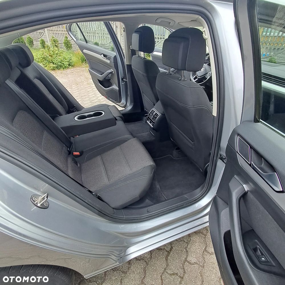 Volkswagen Passat 2.0 TDI BMT Comfortline DSG7 - 12