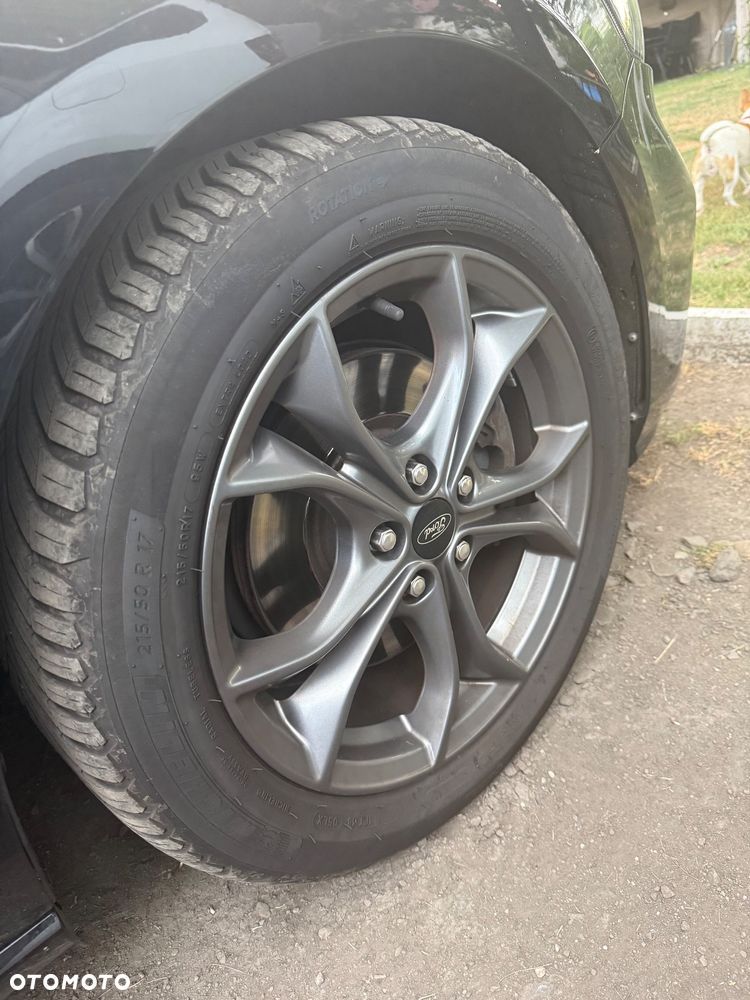 Ford Focus 1.5 EcoBoost ST-Line - 10