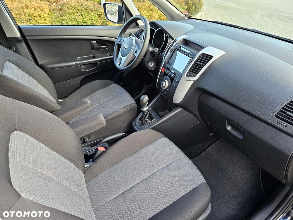 Kia Venga 1.6 CVVT Black Collection - 26