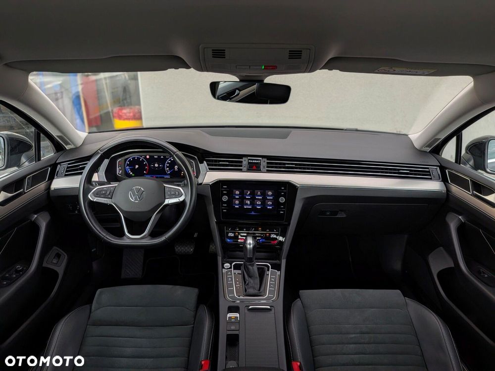 Volkswagen Passat 1.5 TSI EVO Elegance DSG - 19
