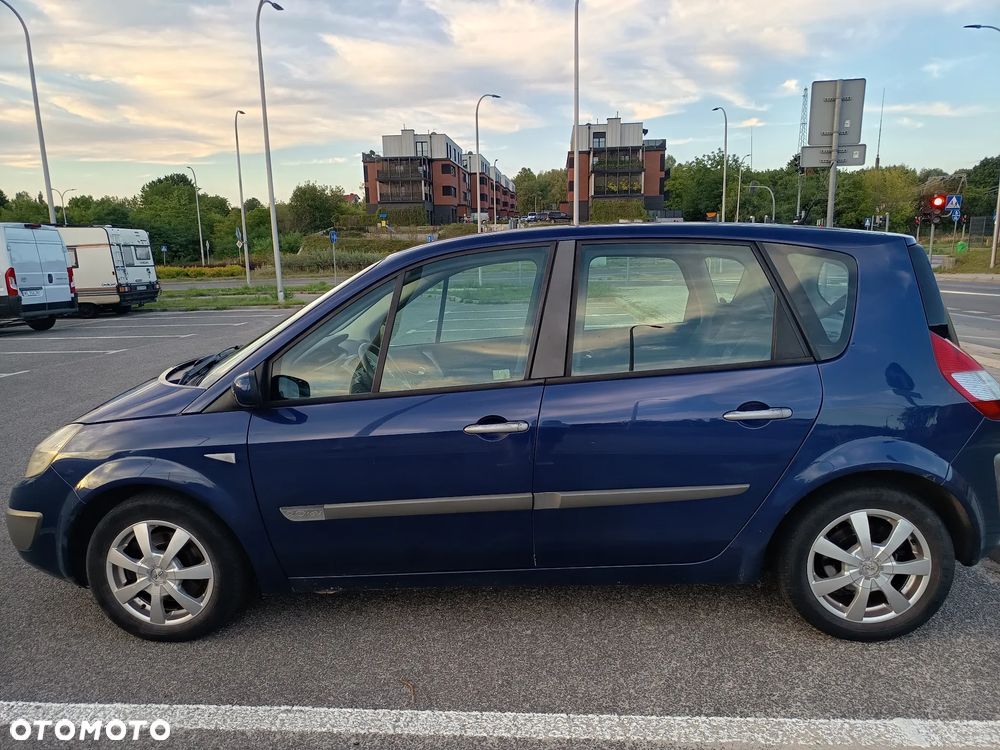 Renault Scenic - 4