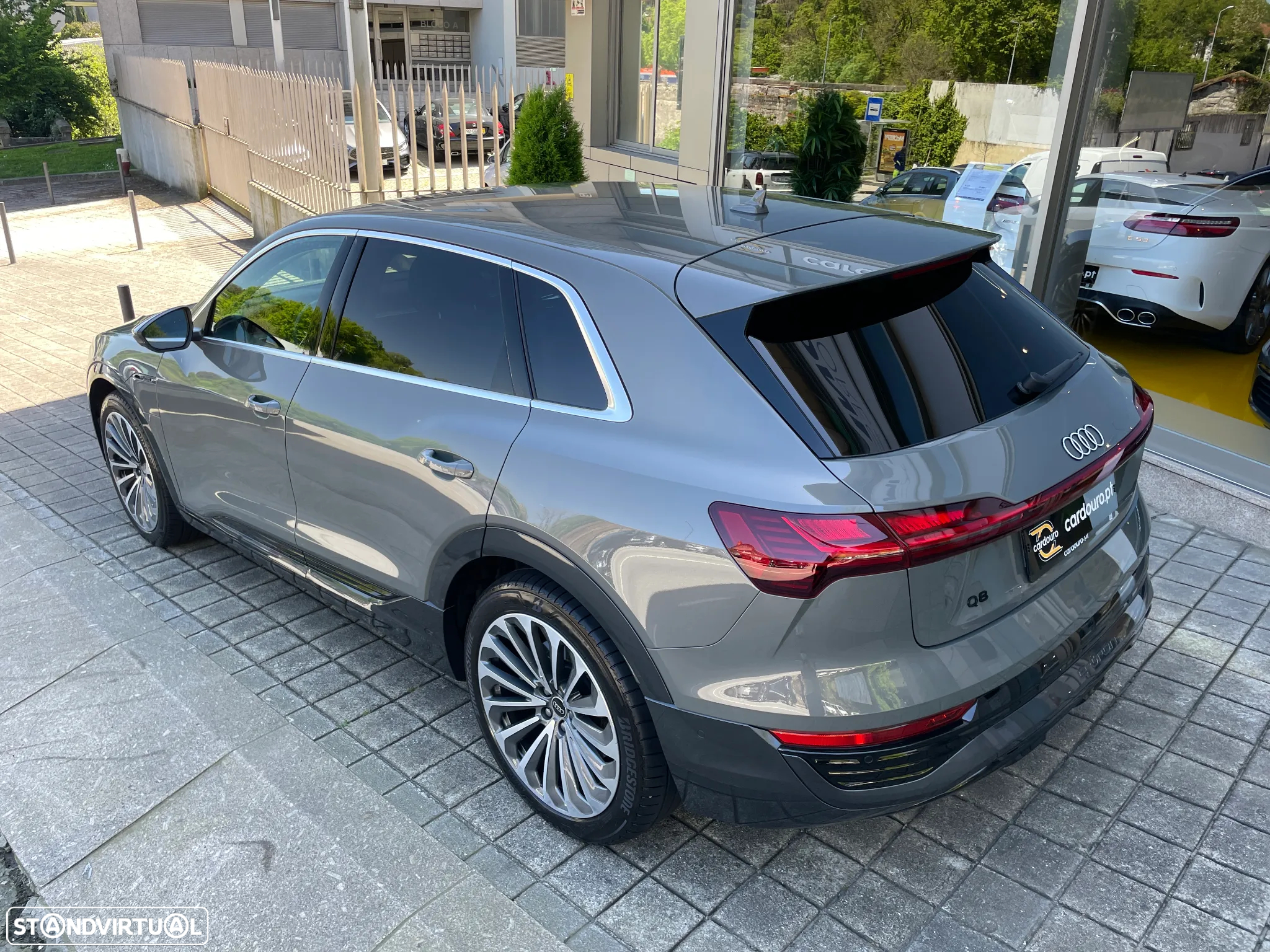 Audi Q8 e-Tron 55 quattro Advanced - 7