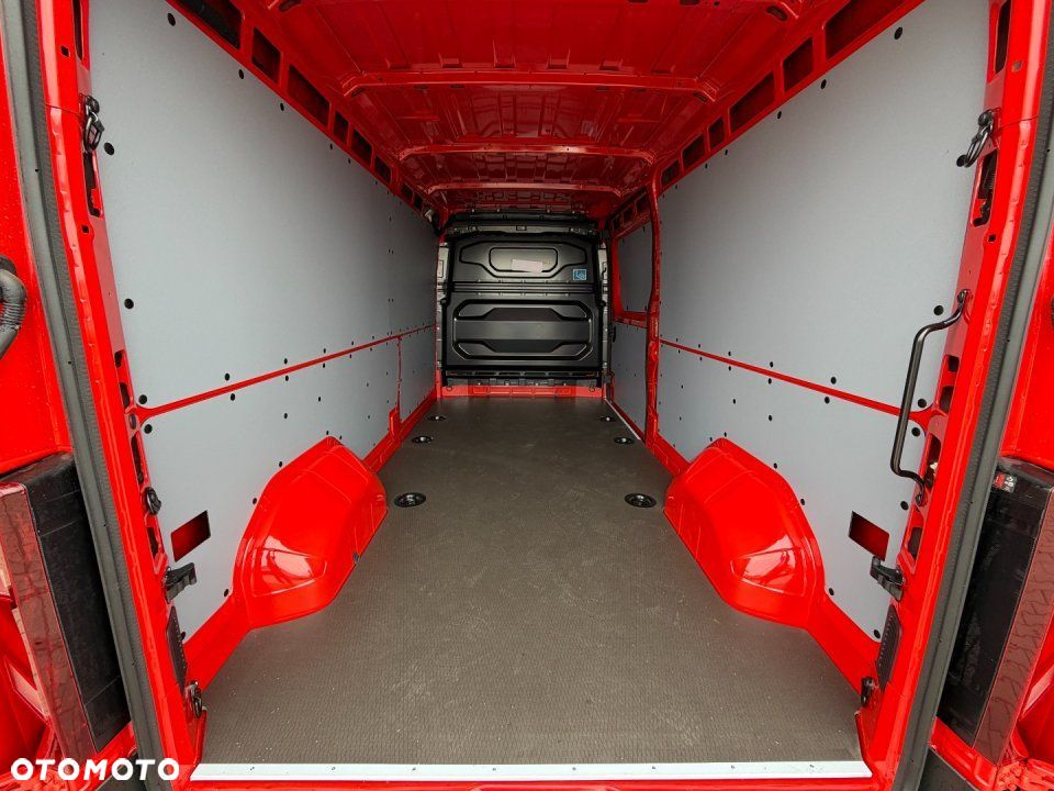 Nissan Interstar - 11