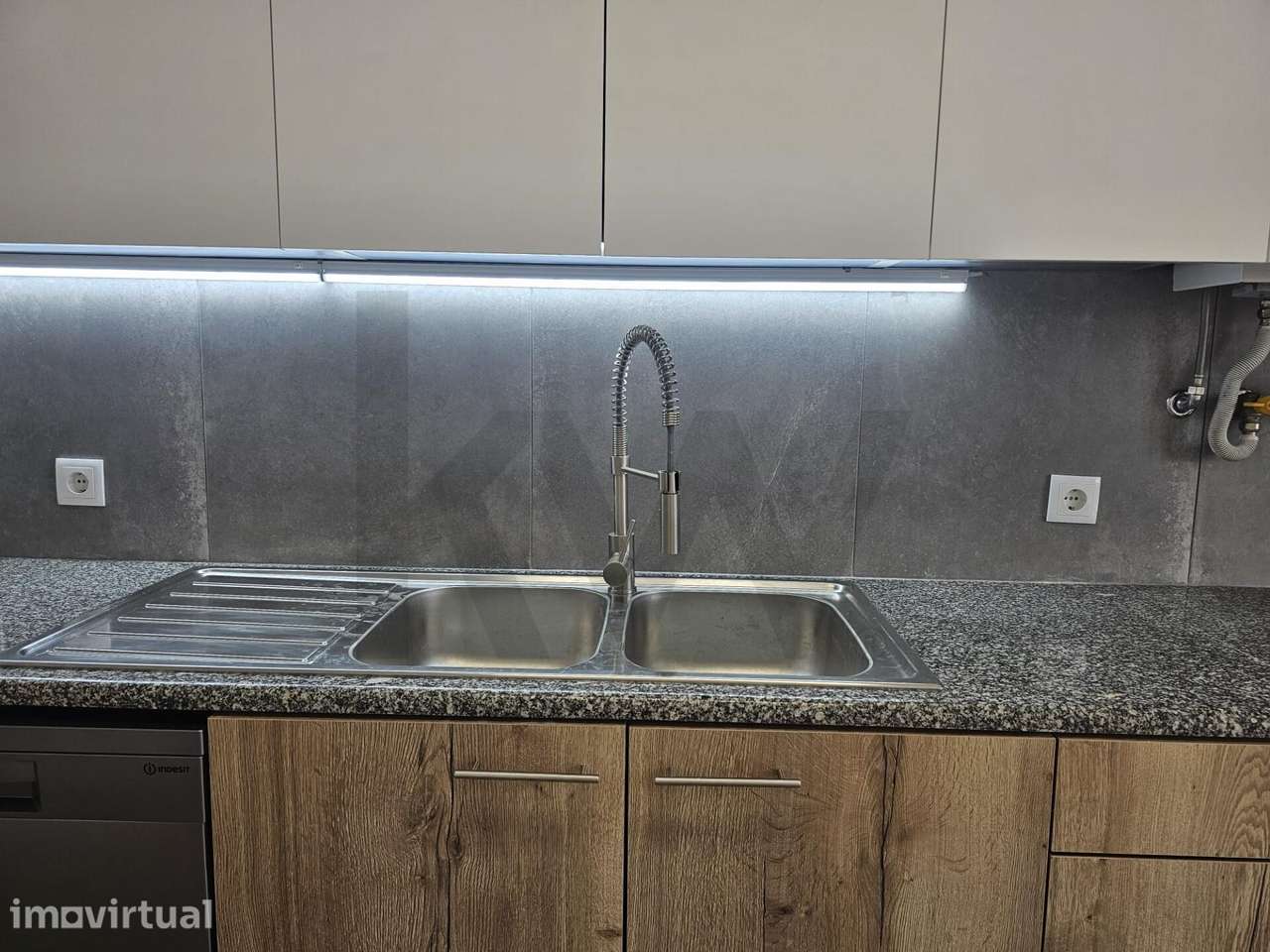 T3 remodelado nas Laranjeiras – Conforto, Luz e Garagem no Coração de - Grande imagem: 4/21