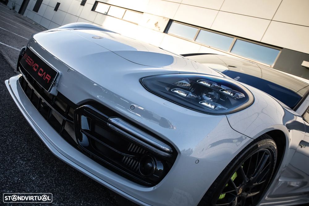Porsche Panamera Sport Turismo 4 E-Hybrid Platinum Edition - 20