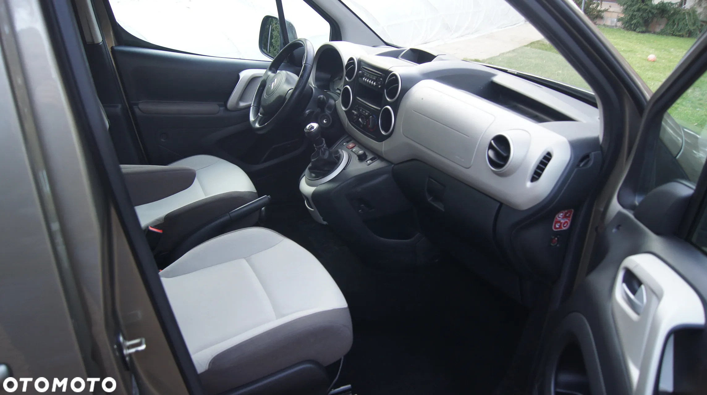 Citroën Berlingo Multispace HDi 115 FAP Selection - 16