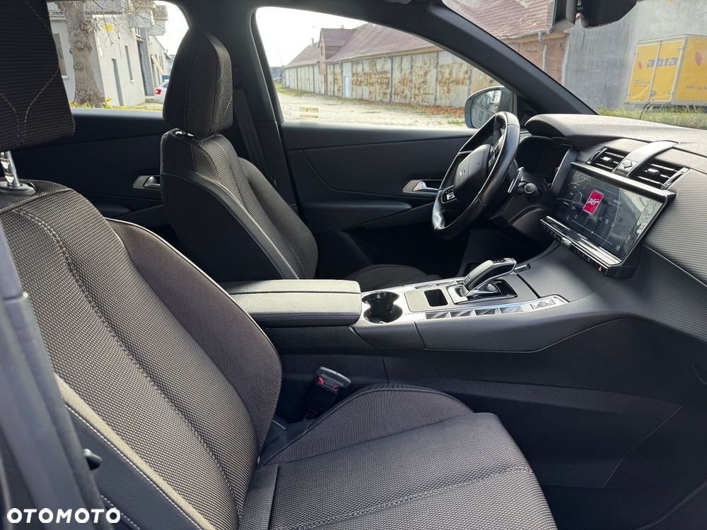 DS Automobiles DS 7 Crossback - 15