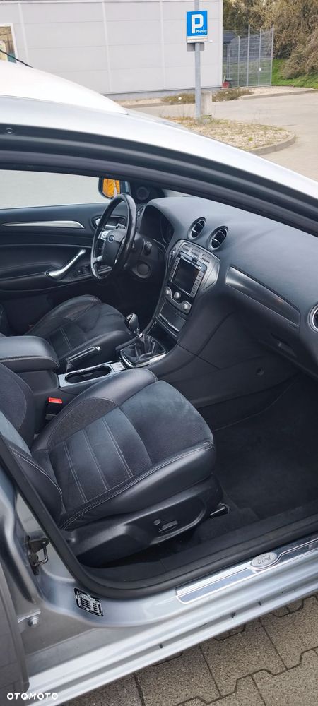 Ford Mondeo 2.0 TDCi Titanium X - 13