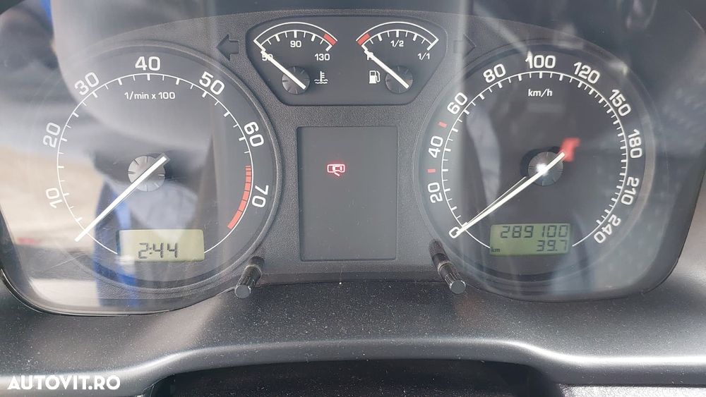 Skoda Octavia 1.6 Classic - 2