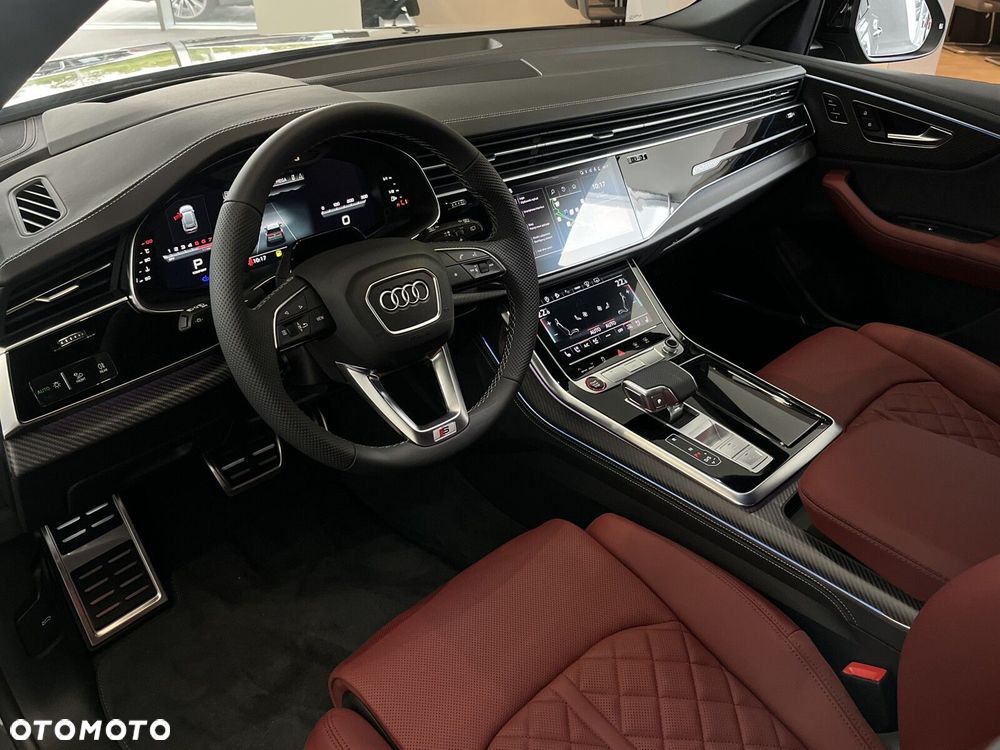 Audi SQ8 - 36