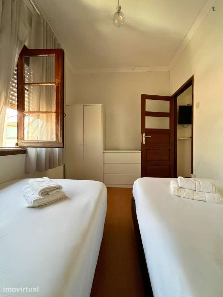 Apartamento com 3 quartos - localizado em Cedofeita Porto - Grande imagem: 3/9