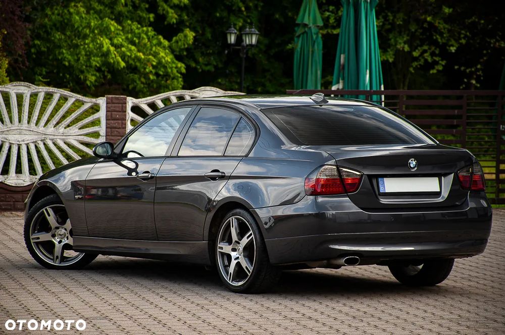 BMW Seria 3 318i Edition Sport - 13