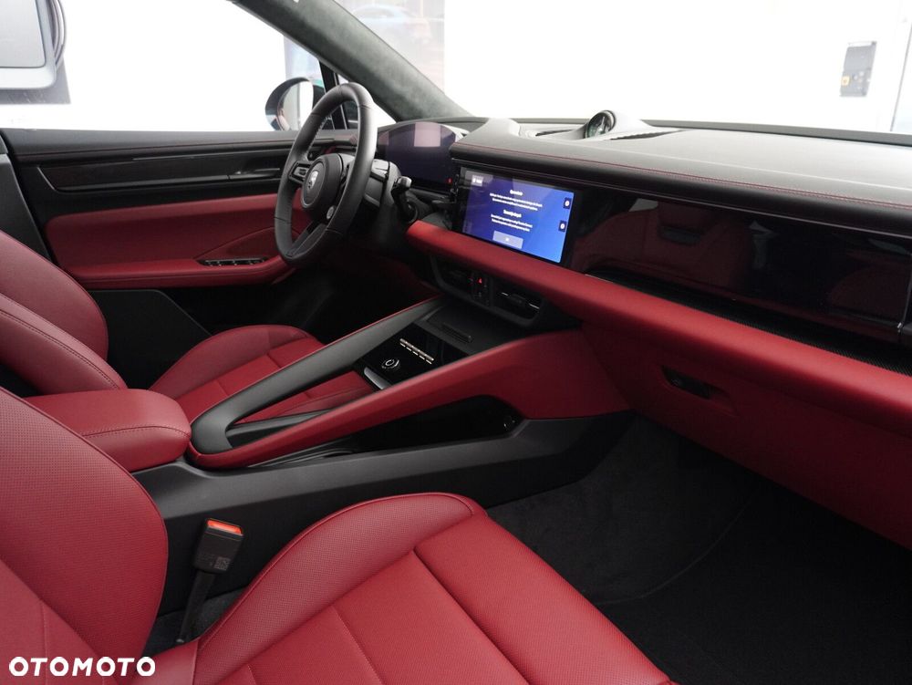 Porsche Macan Turbo 100kWh - 33