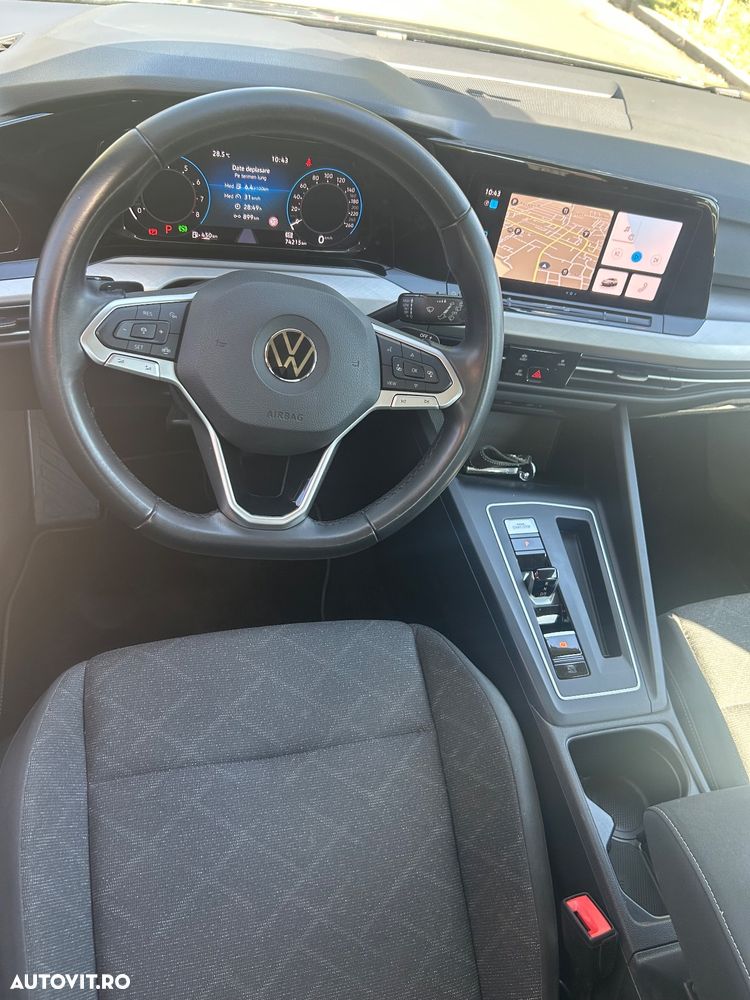 Volkswagen Golf 1.5 eTSI DSG MHEV Life - 16