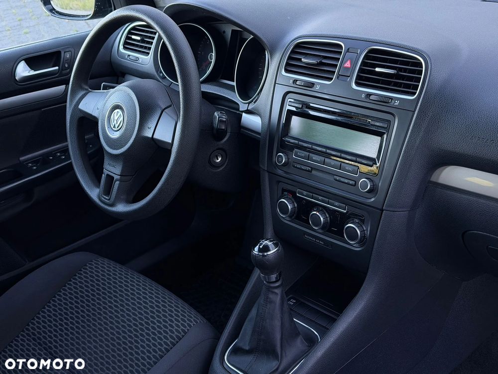 Volkswagen Golf 1.6 TDI Comfortline - 34