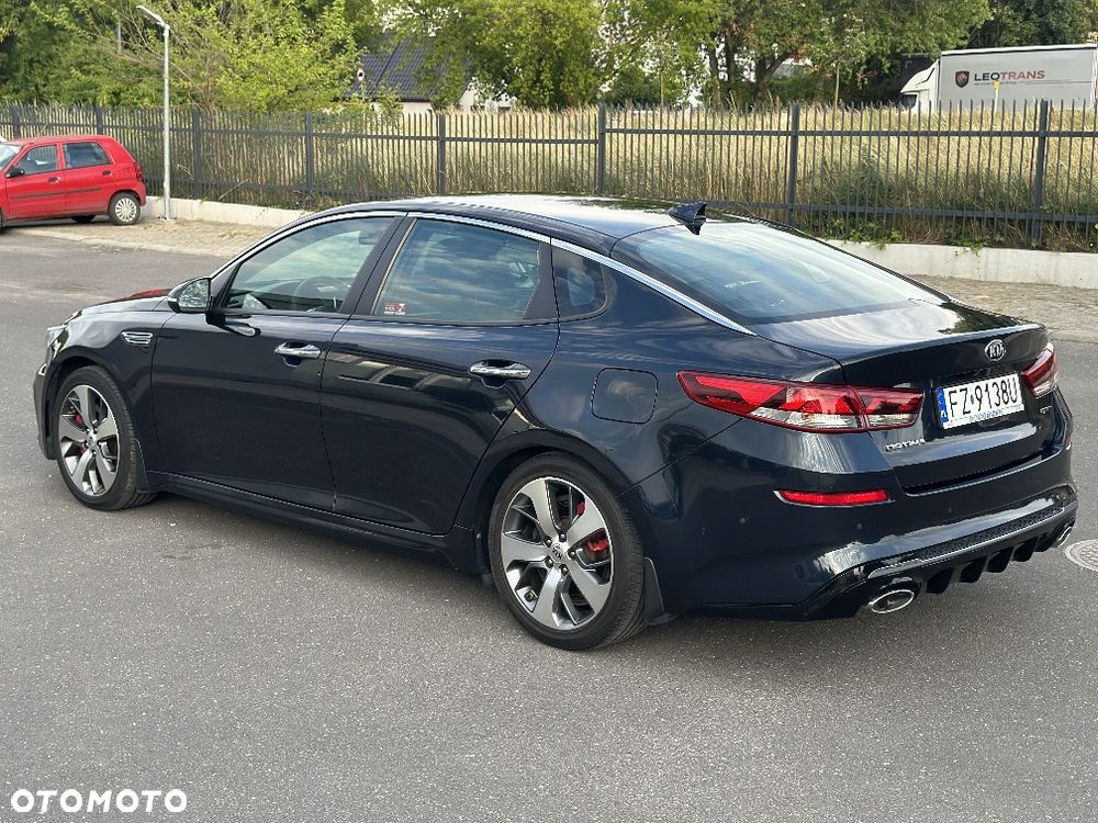 Kia Optima - 7