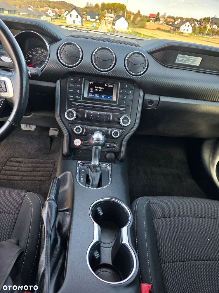 Ford Mustang 3.7 V6 - 35