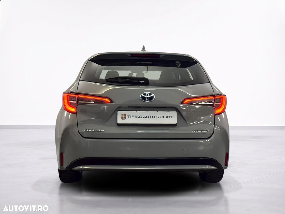 Toyota Corolla - 5