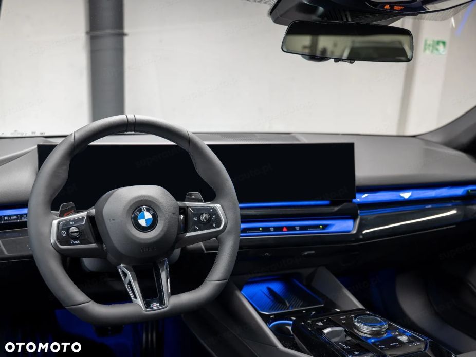 BMW Seria 5 540d xDrive mHEV M Sport - 9