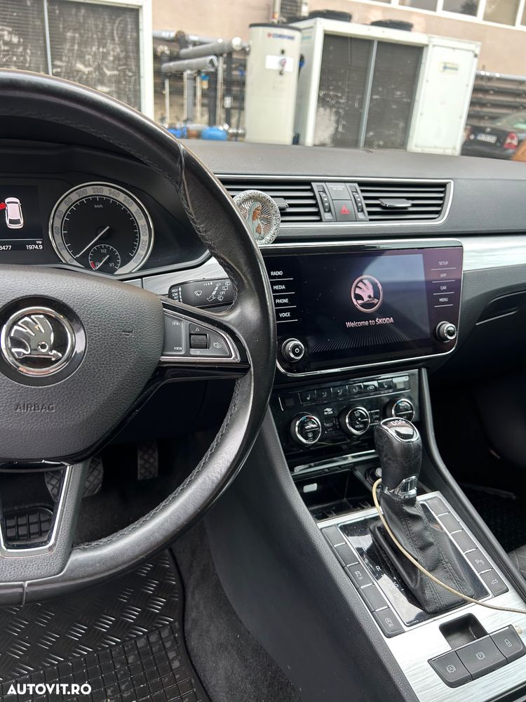 Skoda Superb 2.0 TDI DSG 4X4 Style - 2