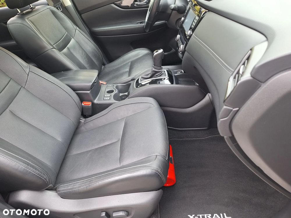 Nissan X-Trail 1.7 dCi Tekna 2WD Xtronic - 28