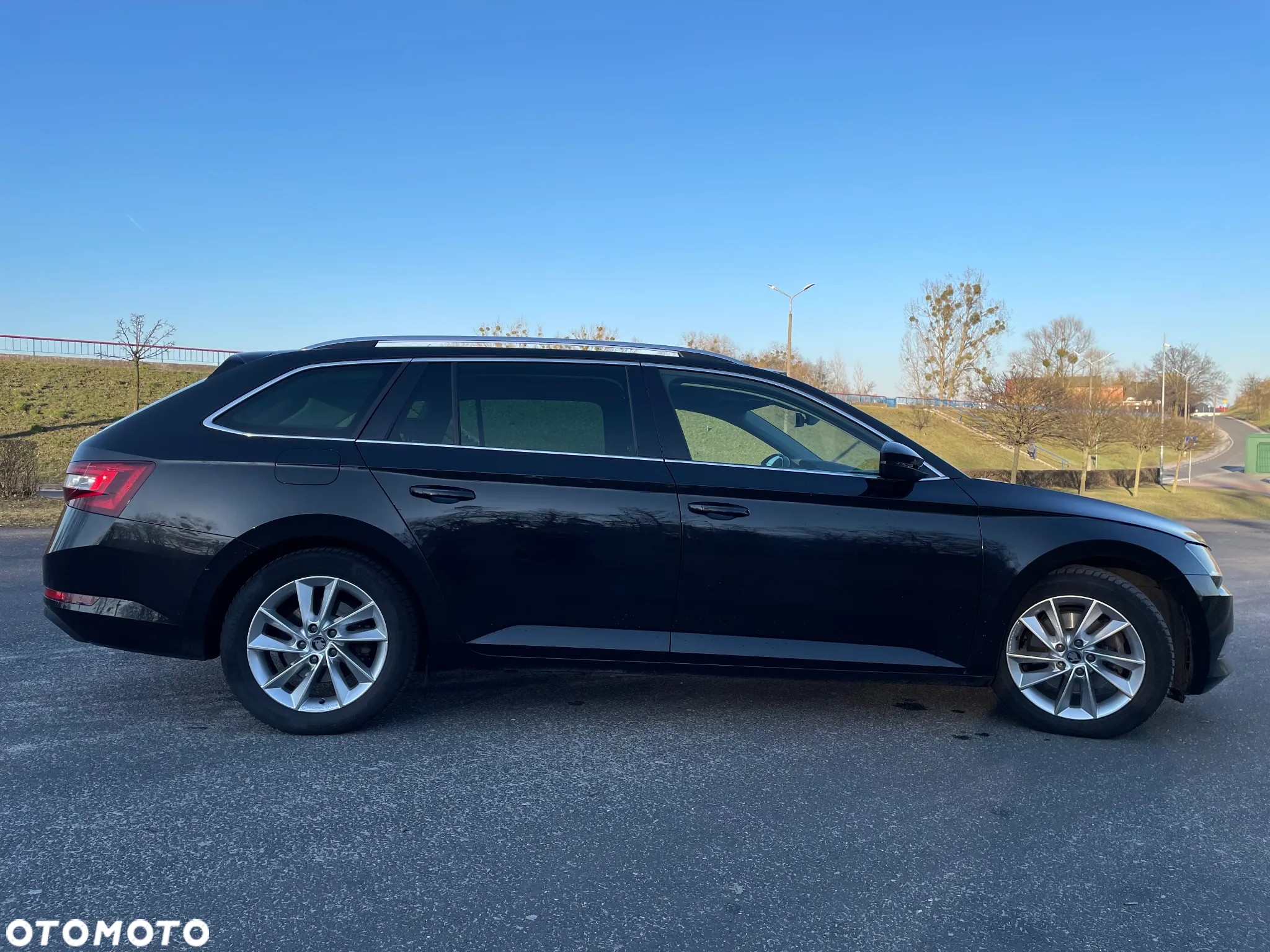 Skoda Superb 2.0 TDI Style DSG7 - 12