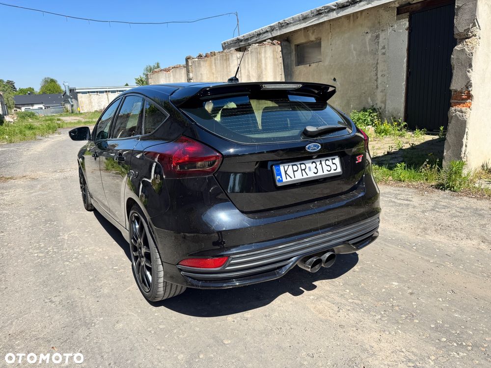 Ford Focus ST - 4