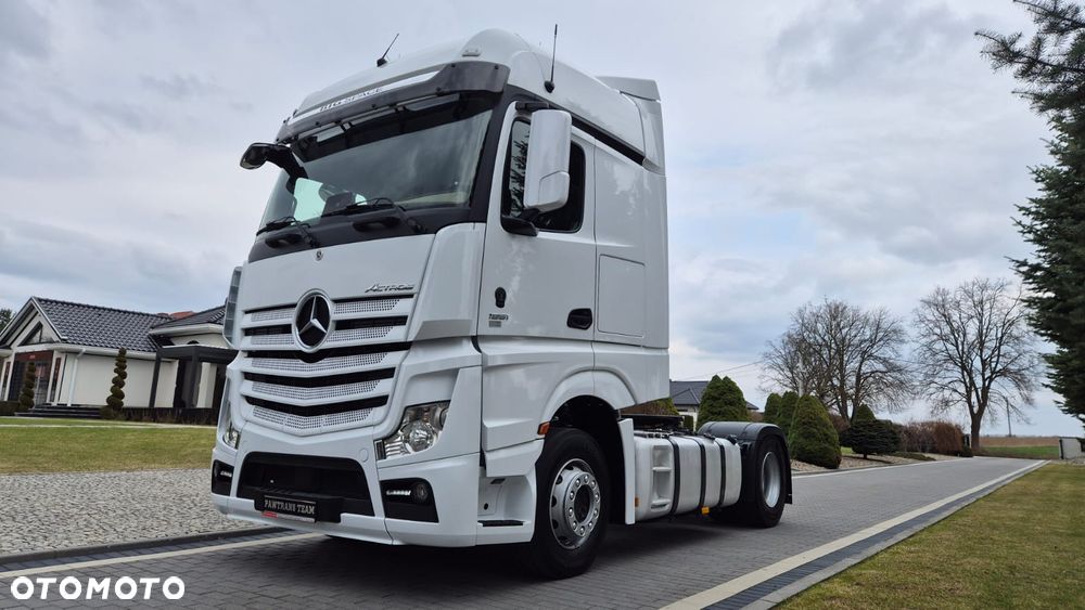 Mercedes-Benz MERCEDES-BENZ///ACTROS///BIG SPACE///1851///2020///JEDYNE 220  TYŚ KM///STANDARD///DUŻE  ZBIORNIKI///EURO6///STAN JAK NOWY - 12