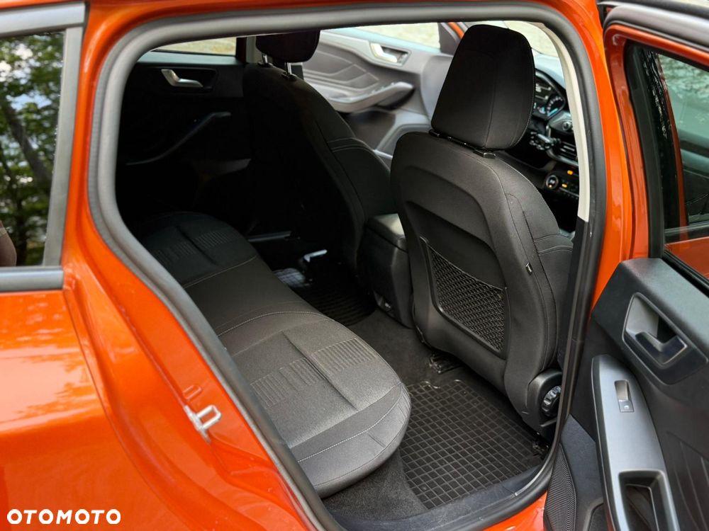 Ford Focus 1.0 EcoBoost Active - 27