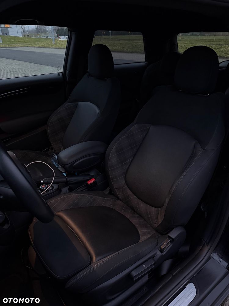 MINI ONE Standard - 15