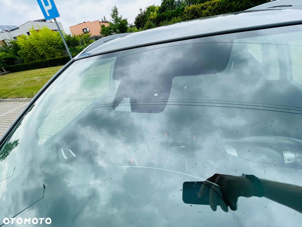 Nissan Qashqai 1.6 DIG-T N-Connecta - 31