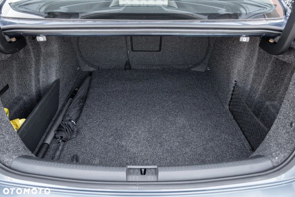 Volkswagen Jetta 2017 photo 4