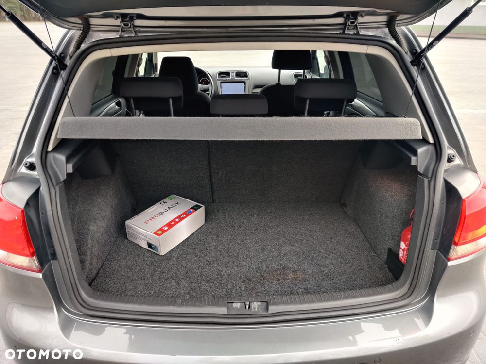 Volkswagen Golf 2.0 TDI DPF Comfortline - 7