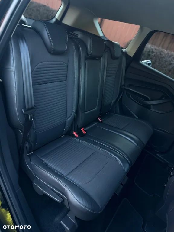 Ford Kuga 2.0 TDCi 4x4 Titanium - 30
