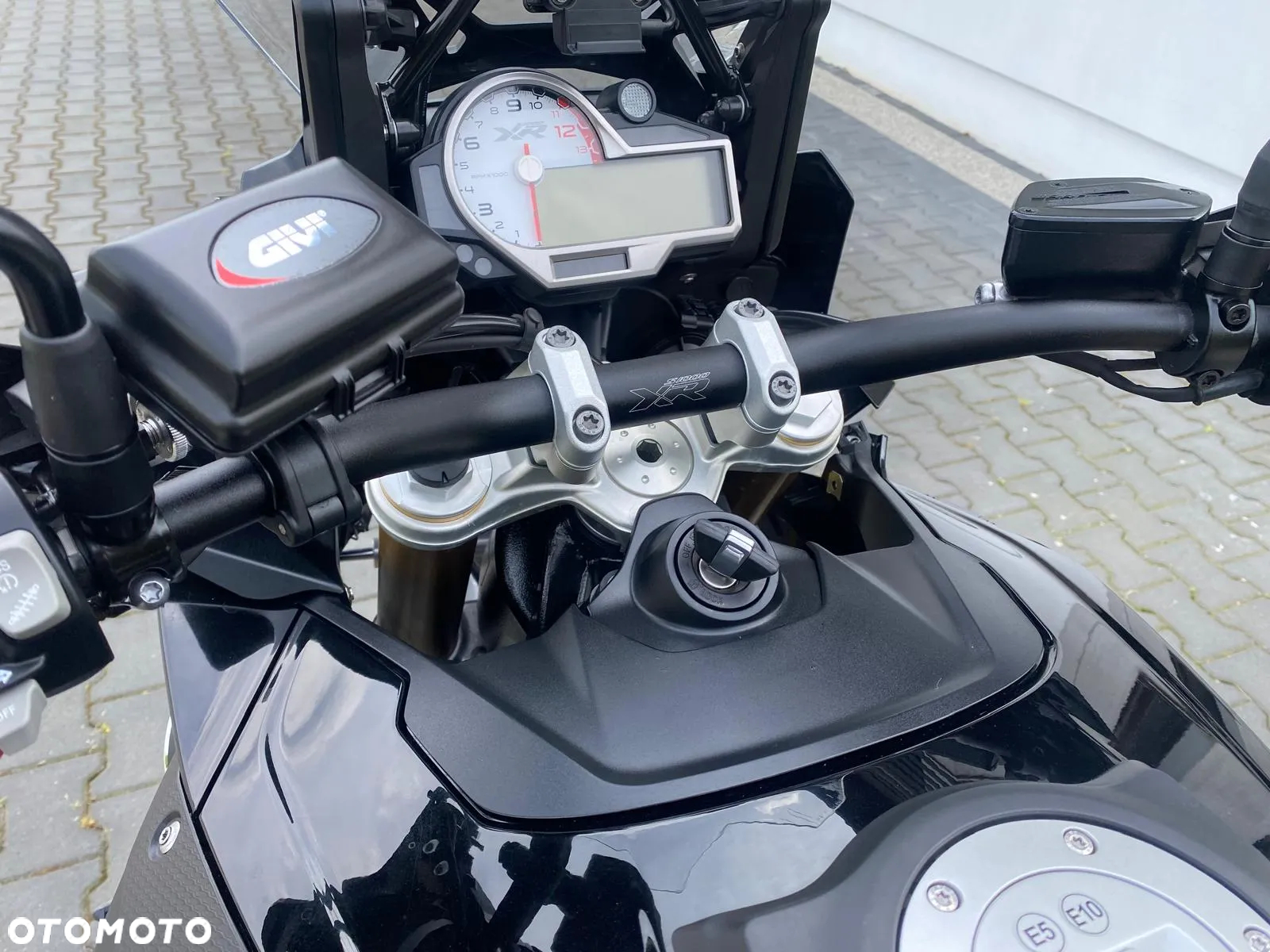 BMW XR - 21