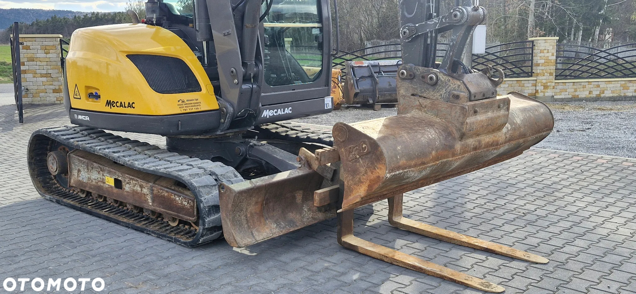 Mecalac 8MCR/  2015r/Maszyna sprowadzona/ - 18