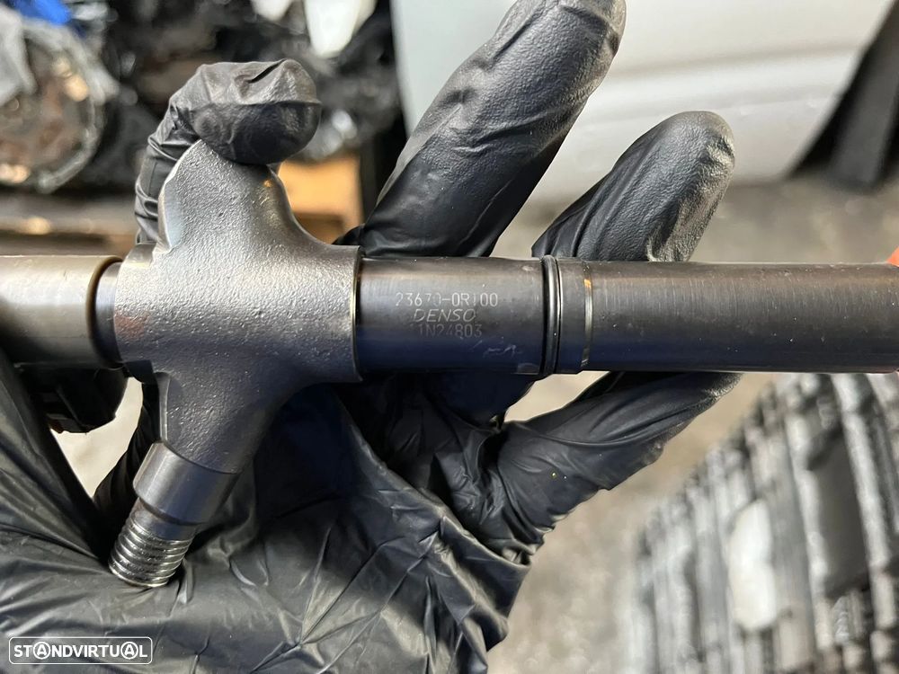 Toyota Auris - 2.0 D INJECTOR DENSO - 2