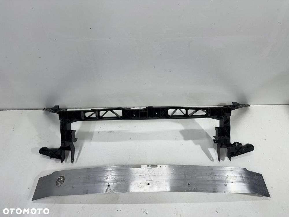 Pas przód belka  Mercedes glb 247 A2476203301 - 1