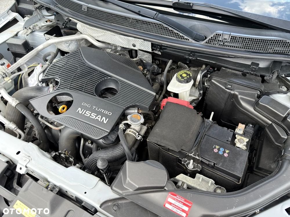 Nissan Qashqai 1.6 DIG-T N-Connecta - 31
