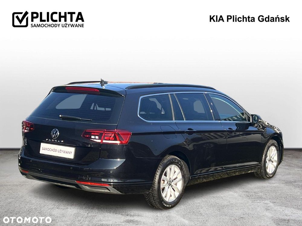 Volkswagen Passat - 5